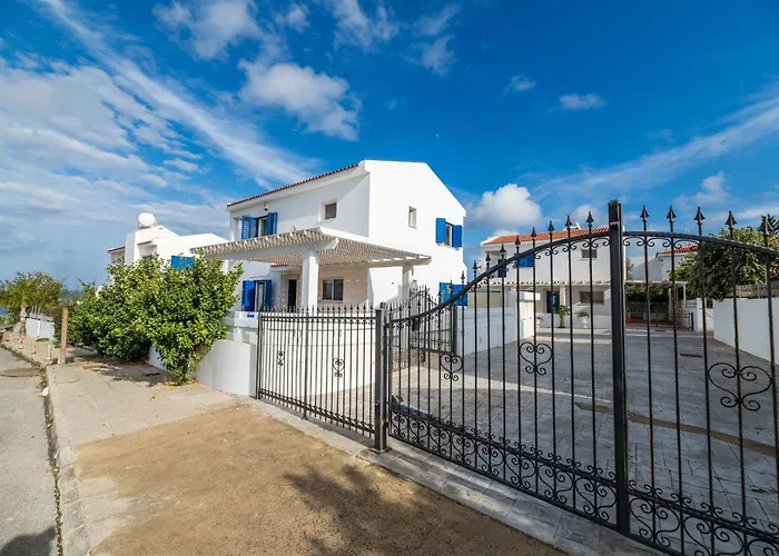 Malamar Βίλα Πρωταράς